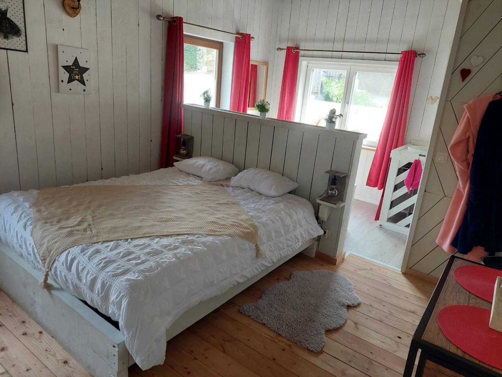 La Petite Suisse Bed & Breakfast Malmedy Bagian luar foto